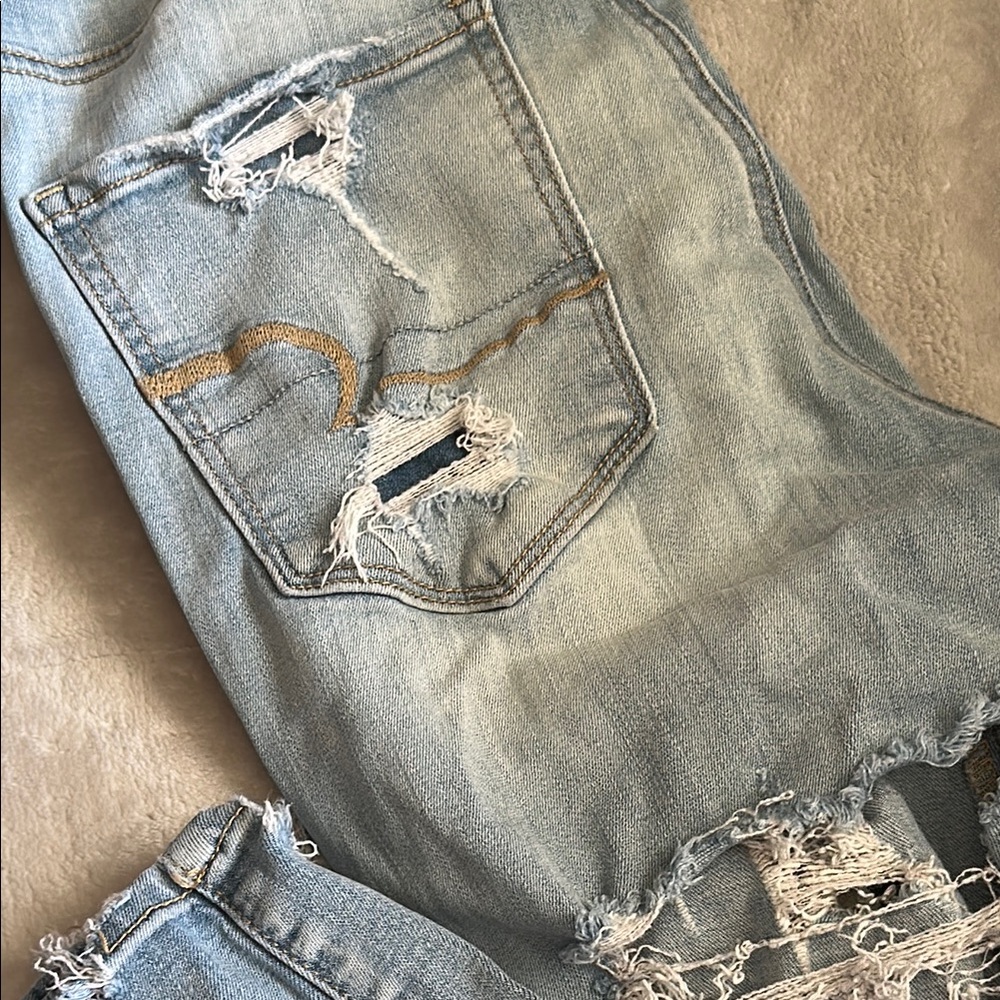 American Eagle Outfitters Light Blue Distressed Women's Jeans